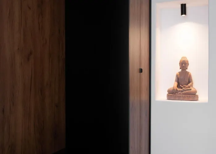 Bombay By Mykonos Mood