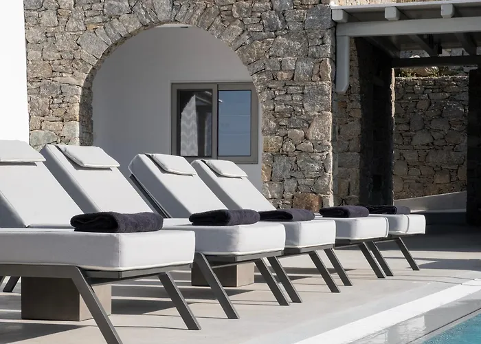 Bombay By Mykonos Mood