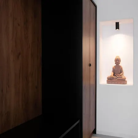 Bombay By Mykonos Mood